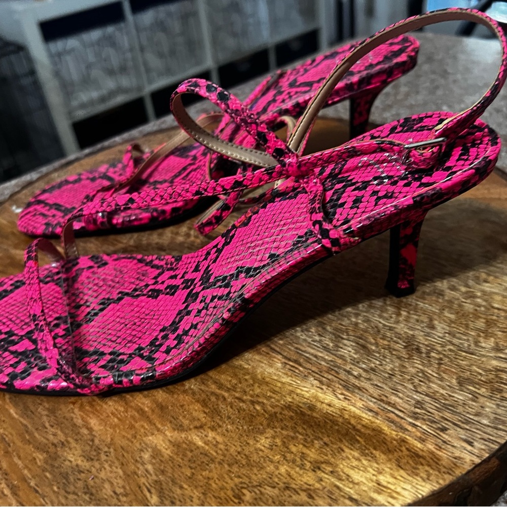 INC International Concepts Fuchsia Snake Print Sandals - Picture 2 of 4